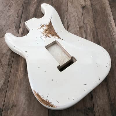FRANCHIN Mercury guitar body Relic Aged Olympic White 100% Nitro Lacquer Cracks HSS Basswood Stratocaster-Strat-S-Style Made in Italy - Stock piece #23280826 image 2
