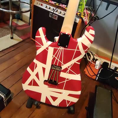 Kramer EVH Frankenstein 2019 - Striped image 5