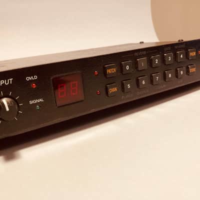 Alesis Midiverb II 16-Bit Digital Effects Processor 1990s image 7