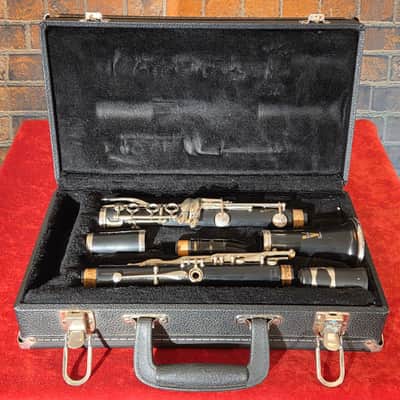 Leblanc Vito Reso-Tone Bb Clarinet w/ Carrying Case - JUST SERVICED!! image 1