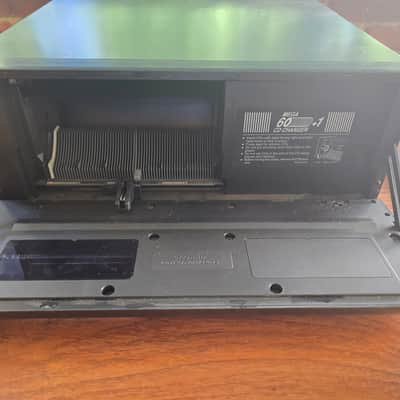 Technics SL-MC4 60+1 CD changer Early-mid 2000s - Black image 11