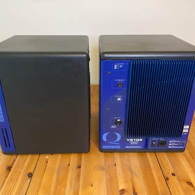 Quested V2108 - Excellent Condition + Original Boxes image 6