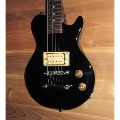 Samick - GREG BENNETT Avion Mini LP style electric guitar w/Case Black image 3
