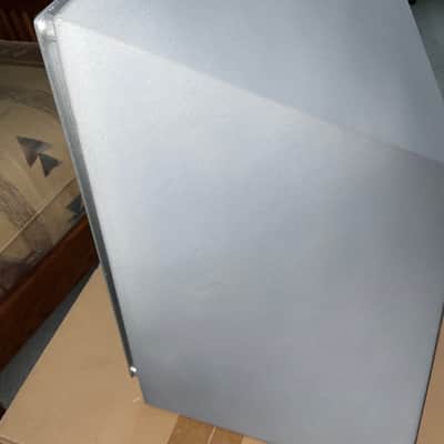 Master Dynamic MA770 Wireless Speaker 2020 - Concrete image 6