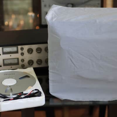 DENON  DH-610S New in original box image 4