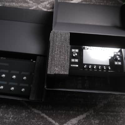 Line 6 Helix Rack with Controller & Line 6 SP-1 Mission Pedal image 2