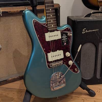 2025 Fender American Professional Classic Jazzmaster image 5