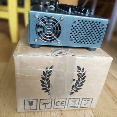 Victory Amps V4 The Kraken 2-Channel 180-Watt Hybrid Guitar Amp Pedal image 4
