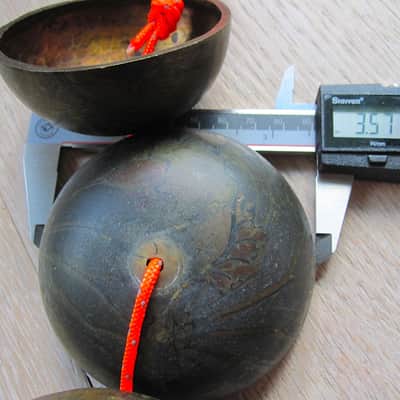 Temple Bells (3 medium bells) - Vintage image 5