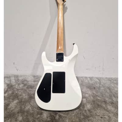 jackson DK2M - White Electric Guitar - Maple Neck - Good w/ Hard Case image 4