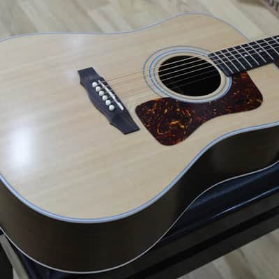 Guild USA D-50 Dreadnought Natural All Solid Acoustic Guitar & Case image 3