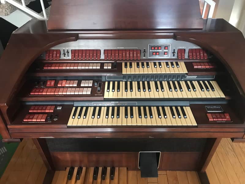 Wurlitzer D-72T organ (vintage) image 1