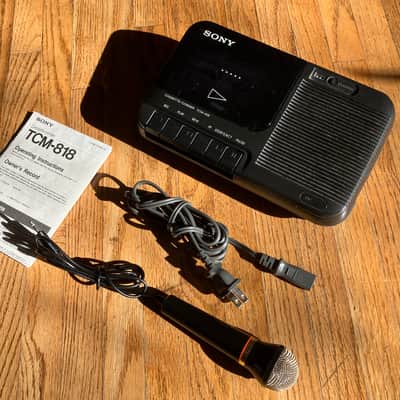 Sony TCM-818 Cassette-Corder 1988 - Black image 1