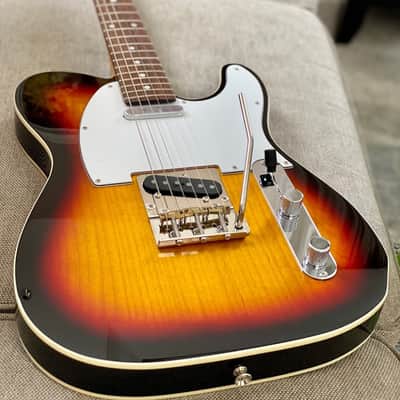 Tokai Telecaster ATEB-Maverick YS/R in Old Yellow Sunburst with Maverick Super VEE Tremolo S/N 18088 image 5
