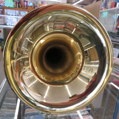 Getzen 351 2000s - Brass and Nickle High Gloss image 3