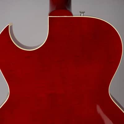 Gibson ES-135 Semi-Hollowbody Guitar - 1992 - Cherry image 13