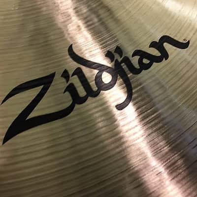 Zildjian A0037 24" A Zildjian Medium Ride Cymbal w/ Video Link image 3