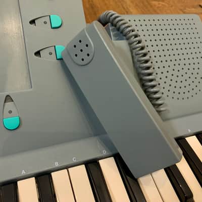 Yamaha PSS-104 Rare Vintage Toy-Synth (1991) with original cartridges and magnetic cards image 5