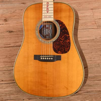 Martin Limited Edition HDO Grand Ole Opry 75th Anniversary Natural 2000 image 2