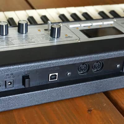 Korg MicroKORG XL 37-Key Synthesizer/Vocoder image 7