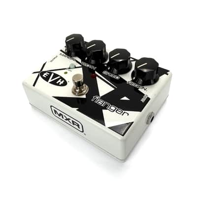 MXR EVH Eddie Van Halen Flanger Effects Pedal with 18v PSU image 3