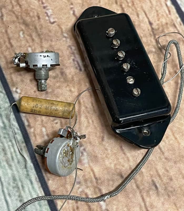 Vintage Original 1959 Gibson Dog Ear P90 w/ cover w/ later pots& cap image 1