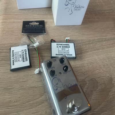 Red Witch Violetta Delay | Reverb