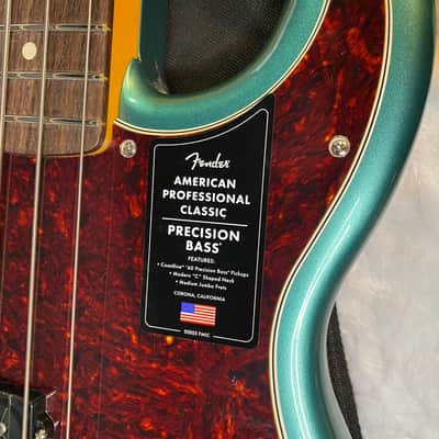 NEW ! Fender American Professional Classic Precision Bass Faded Sherwood Green Metallic - 8.9lbs - Authorized Dealer - G05762 image 4