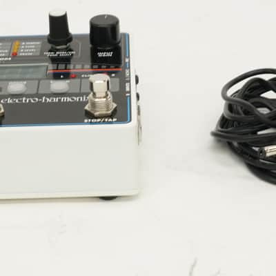 Electro-Harmonix 22500 Dual Stereo Looper Guitar Pedal with Power Supply, Mode Encoder, USB Port and Mic Trim Knob image 5