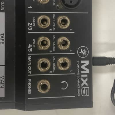 Mackie Mix5 5-Channel Compact Mixer 2015 - Present - Black image 2
