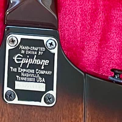 Epiphone Thunderbird IV - Sunburst with OHSC image 6