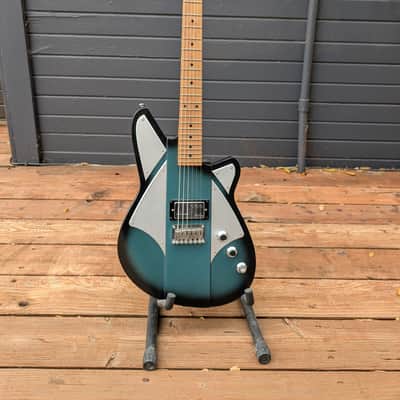 Reverend Billy Corgan Signature Terz - Satin Deep Sea Blue Burst image 1