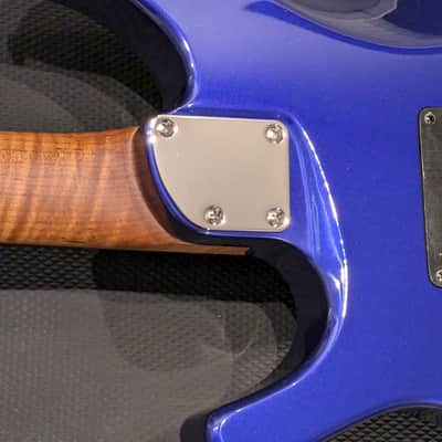 Video added | FAV Guitars Divebomb RHH Sapphire Blue | Gotoh tuners and locking nut | big brass sustain block and claw | 5 way switch image 3