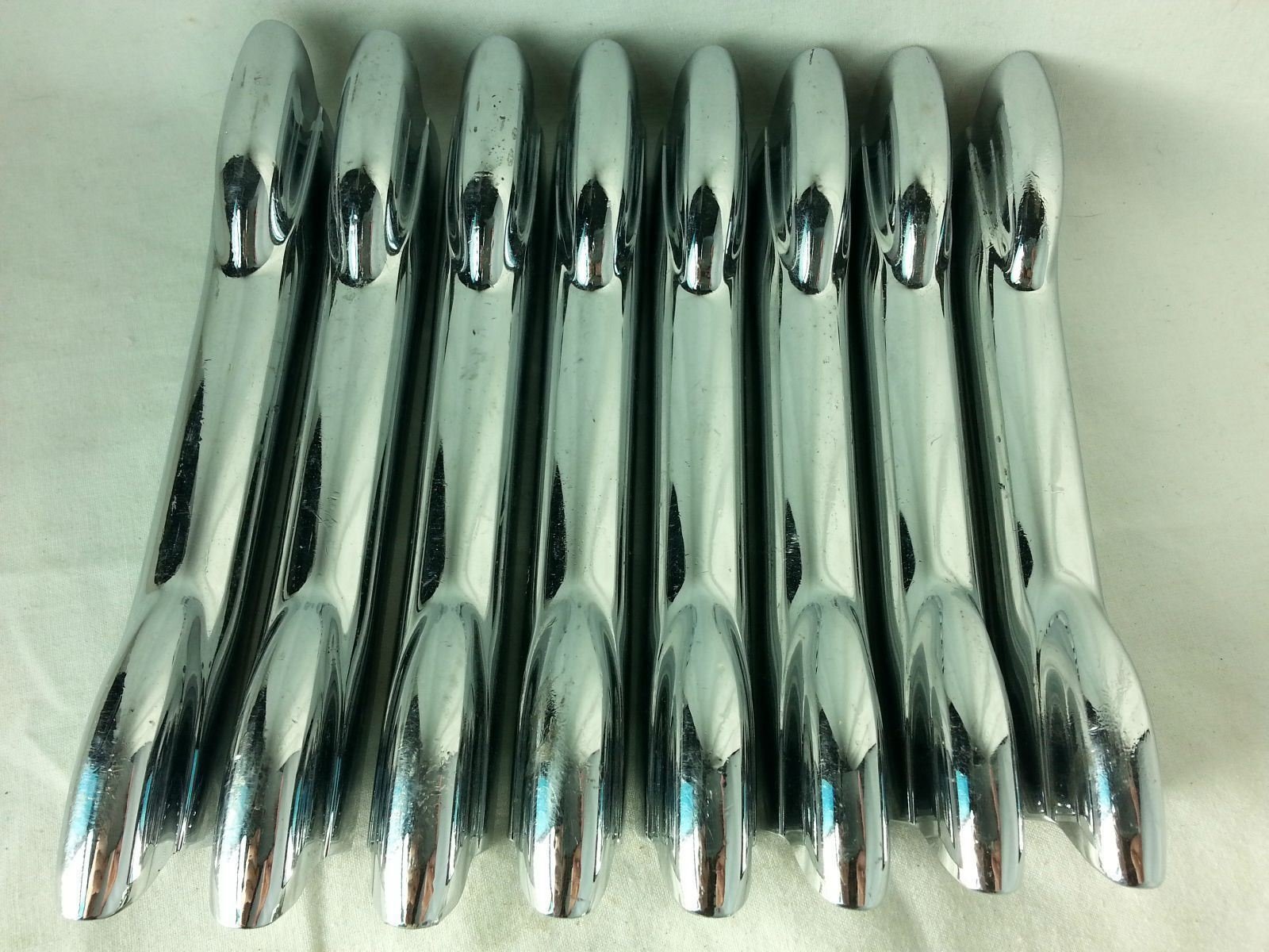Premier 8x Bass Drum Lugs Diamond Chrome Vintage 70s England 2-Hole Marching* - Excellent / 6.95/24.95 — main photograph