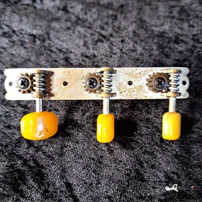 MIJ Yellowed 3-on-Plate Tuners - Treble Side Only (1960s / 1970s ) image 3
