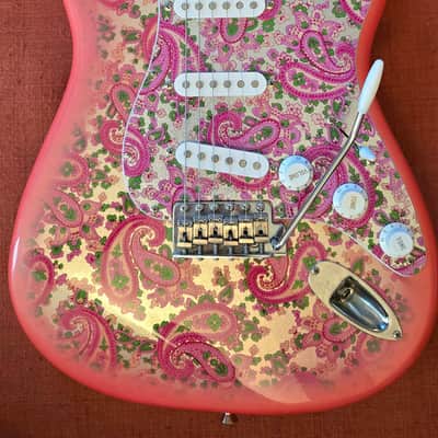 Fender Stratocaster ST-57 2003 - Pink Paisley image 1