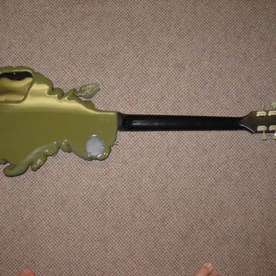 Gibson 2004 Les Paul carved guitar WOW must see ! image 4