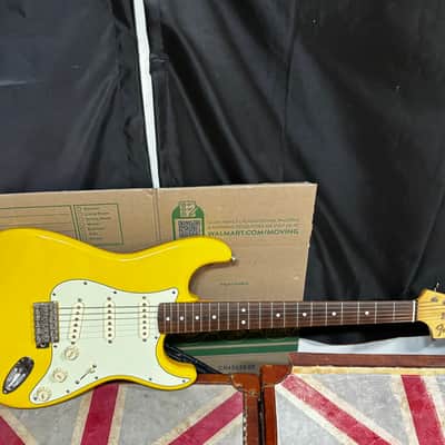 Fender ST-62 Stratocaster Reissue MIJ Yellow Japan Electric Guitar image 1