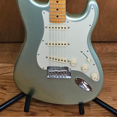 Fender Stratocaster Pro Professional ll 2 Fender HSC Case Candy image 1