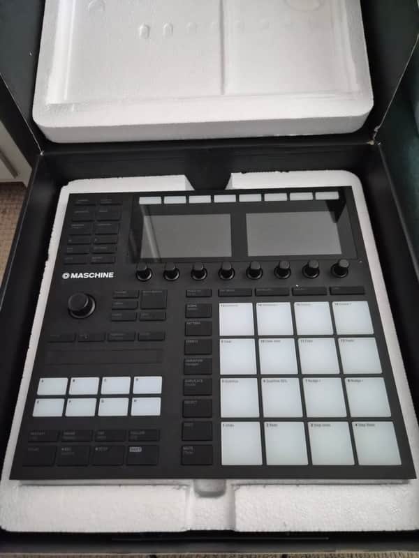 Maschine MKIII + Plugins - Native Instruments image 1
