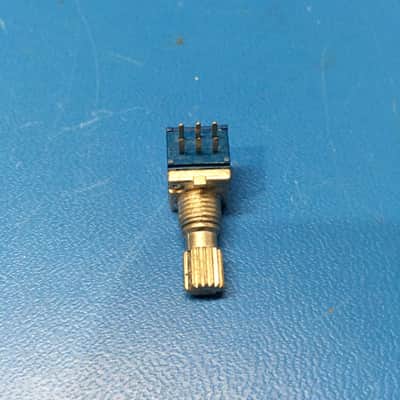 Bourns PTD902-2015K-A104 Dual 100K Audio Pot image 3