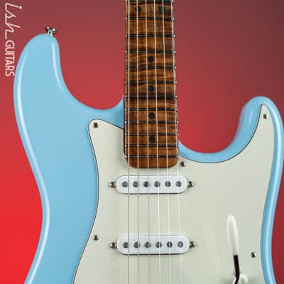 Bilt MERC Electric Guitar Daphne Blue image 3