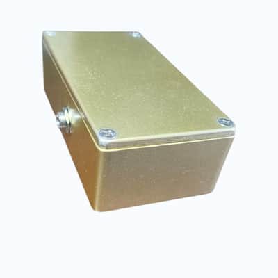Nietoescia Effects Easily 5 fuzz circuits 2025 - Gold image 6