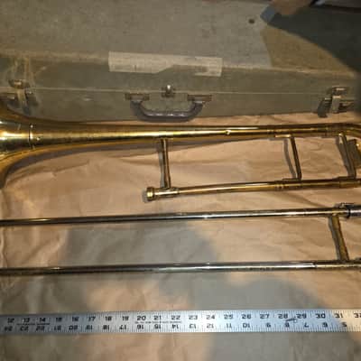 Getzen USA Tenor Trombone, with case and mouthpiece image 2