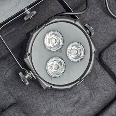 Chauvet GigBAR 2 T-Bar light image 8