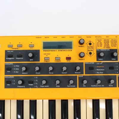 DAVE SMITH INSTRUMENTS Mopho Keyboard [03803] (08/31) imagen 3