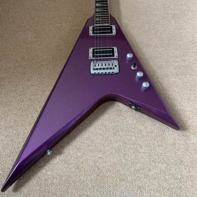 VINTAGE METAL AXXE XX REAPER FLYING V ELECTRIC GUITAR IN PURPLe image 3