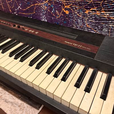 Roland EP-77 - Black - Vintage Digital Piano - Excellent image 4