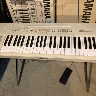 Yamaha PS-20 Automatic Bass Chord System 1981 Keyboard Synth + Stand image 2