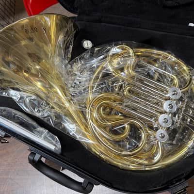Yamaha YHR-567 Intermediate Double French Horn Lacquered Brass New Unplayed w/ Case Auth Dealer. #7676 image 2